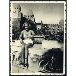   Gellért fürdő, Budapest, csinos hölgy fürdőruhában, fürdőélet, 1930-as évek, Eredeti fotó, papírkép.   
