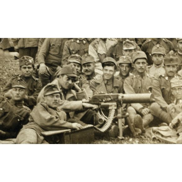 Magyar katonák géppuskával, érdemrendekkel, csoportkép, fegyver, 1. világháború, 1910-es évek, Eredeti fotó, papírkép.  