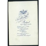 Knöpfler műterem, Budapest, Lindner Gyula portréja, elegáns férfi kalapban, sétapálcával, festett háttér, bajusz, 1900-as évek, Eredeti kabinetfotó.   