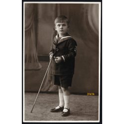   Békésy műterem, Újpest, kisfiú matróz ruhában, sétapálcával, portré, helytörténet, 1920-as évek, Eredeti fotó, papírkép.