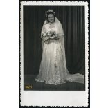 Mohai Irén fényképészete, Újpest (Budapest), menyasszony portréja, esküvő, ünnep, helytörténet, 1947, 1940-es évek, Eredeti fotó, pecséttel jelzett papírkép. 