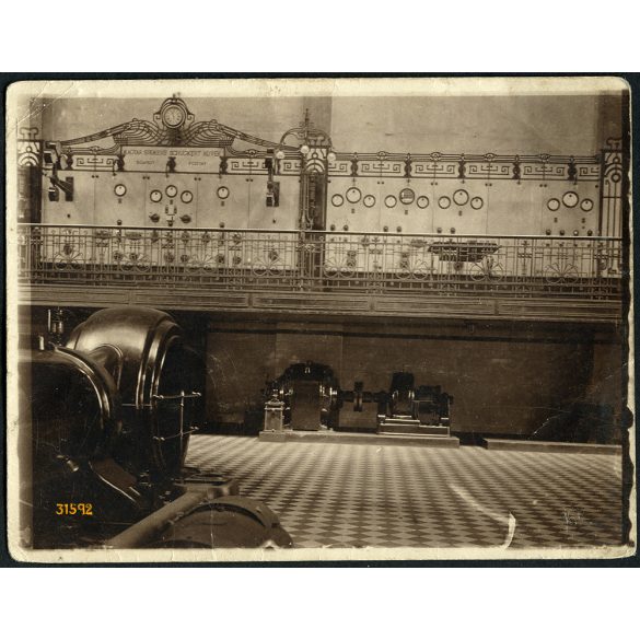 Magyar Siemens-Schuckert Művek, valószínűleg Budapest (Kőbánya, Gyömrői út vagy Pozsony), gépterem gépekkel, ipar, ipartörténet, 1910-es évek, Eredeti fotó, papírkép.   