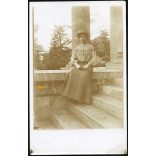 Guttman Nátán fotográfus, Budapest,  elegáns hölgy kalapban, portré, 1910-es évek, Eredeti fotó, pecséttel jelzett papírkép. 