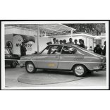 Škoda 110R Coupe, Budapest, autóbemutató a Budapesti Nemzetközi Vásáron, jármű, közlekedés, autó, 1971 1970-as évek, Eredeti fotó, papírkép.   