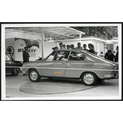   Škoda 110R Coupe, Budapest, autóbemutató a Budapesti Nemzetközi Vásáron, jármű, közlekedés, autó, 1971 1970-as évek, Eredeti fotó, papírkép.   