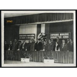   Munkásőr vezetők gyűlése, katona, egyenruha, Kádár János idézet, szocializmus, 1960-as évek, Eredeti fotó, papírkép.  
