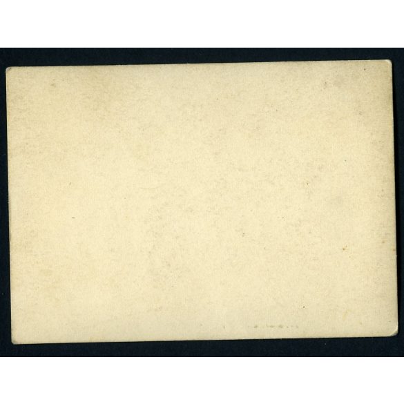 Budapest Székesfővárosi Közlekedési Részvénytársaság (BSZKRT) dolgozói utaznak, kártyáznak egy ladikban, egyenruha, jármű, közlekedés, 1930-as évek, Eredeti fotó, papírkép. 