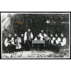   'Hungárián Gipsi Band' Kolompár Laci bandája, Újpest, Bohák cimbalom, hangszer, zene, művészet, helytörténet, 19?, Eredeti nagyobb méretű fotó, papírkép.  