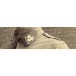 Gasché Gusztáv műterme, fiatal férfi katonai (?) egyenruhában, bajusz, 1. világháború, 1916, 1910-es évek. Eredeti fotó, papírkép, hátulján gyönyörű írás. 