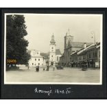 Utcakép, Rozsnyó, Felvidék, magyar felirat, autó, templom, helytörténet, 1940, 1940-es évek, Eredeti fotó, kartonra ragasztott papírkép.   