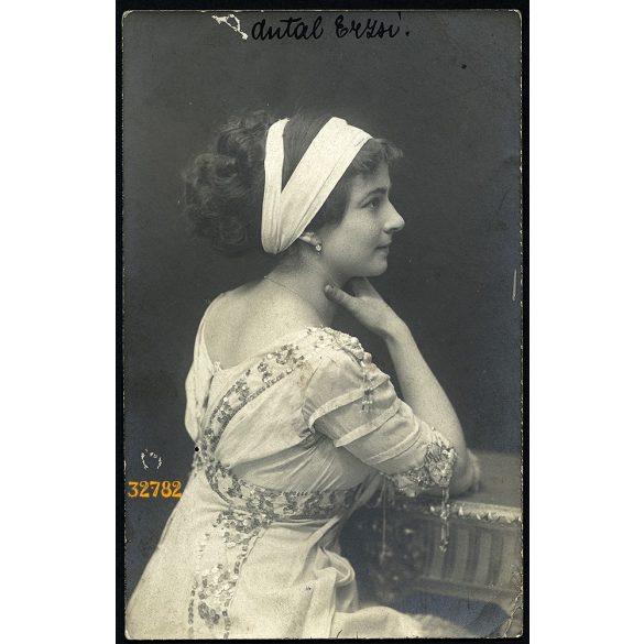 Dunky Fivérek műterme, Kolozsvár, Erdély, Antal Erzsi színésznő, filmszínésznő portréja, színház, művész, film, 1910-es évek, Eredeti fotó, papírkép. 