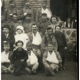 Katonakórház, Losoncapátfalva, Felvidék, a San folyó körüli harcokban megsebesült magyar és német katonák ápolónőkkel, Kelemen József katona, egyenruha, 1. világháború, helytörténet, 1914. október, 19