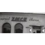 Piac Baján, Ziech Étterem, vendéglátás, kocsma, népviselet, város, Bács-Kiskun megye, helytörténet, 1940, 1940-es évek, Eredeti fotó, papírkép.  