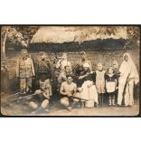 Magyar katonák egyenruhában, puskákkal, kislányokkal, különös jelmez, 2. világháború, 1940-es évek, Eredeti fotó, papírkép.  