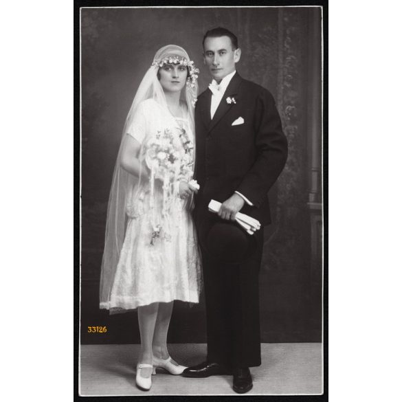 Stróbl J. Nándor fényképész műterme, Rákosszentmihály (Budapest), Dr. Király Aurél és Dr. Brenndörfer Terézia esküvője, vőlegény, menyasszony,  portré, helytörténet, 1927. augusztus 22., 1920-as évek,