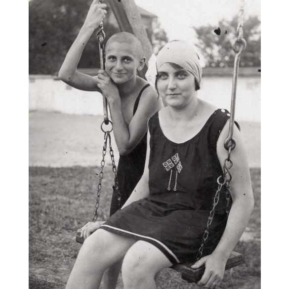 Fürdőzők a Kristály strandfürdőben, Rákosfalu, (Rákosfalva, Budapest), fürdőruha, helytörténet, 1928, 1920-as évek, Eredeti fotó, papírkép.   