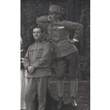 Sebesült katonák egy katonakórház udvarán, ápolónő, egyenruha, 1. világháború, 1910-es évek, Eredeti fotó, papírkép.   