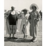 Strandol a család, Tungsram rádiócső reklám, fürdőruha, fürdő, strand, 1930-as évek, Eredeti fotó, papírkép.   