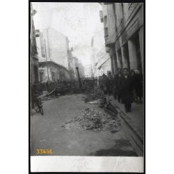   Forradalom, Budapest, páncéltörő ágyú a Práter utca, Futó utca sarkán, VIII. kerület, helytörténet, 1956, 1950-es évek, Eredeti fotó, papírkép. 