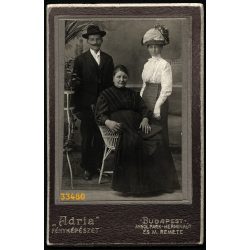   Breuer Mátyás "Adria" műterem, Budapest, elegáns hölgy különös kalapban, férfi bajusszal, 1900-as évek, Eredeti CDV, vizitkártya fotó. 