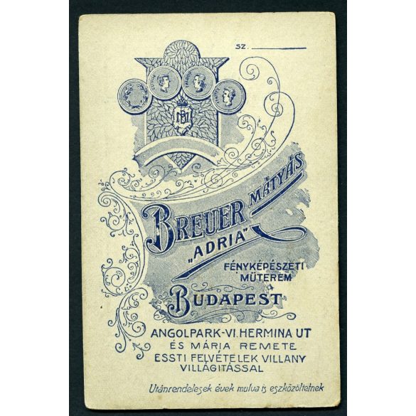 Breuer Mátyás "Adria" műterem, Budapest, elegáns hölgy különös kalapban, férfi bajusszal, 1900-as évek, Eredeti CDV, vizitkártya fotó. 