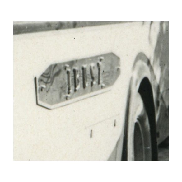 IBUSZ, egyenruhás nő különleges Mávag  LO 4000-Zupka (?), SOMUA (?) autóbusszal, busz, jármű, közlekedés, 1950-es évek, Eredeti fotó, papírkép.   