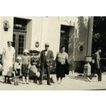 Vasútállomáson, Bakonyszentlászló, közlekedés, vonat, Győr-Moson-Sopron megye, helytörténet, 1938, 1930-as évek. Eredeti fotó, papírkép. 