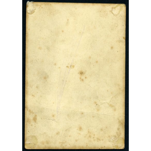 Ismeretlen műterem, kisfiú magyar katonai egyenruhában, játékkarddal, csizmában, 1920-as évek, Eredeti fotó, papírkép. 