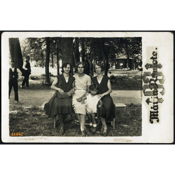 Ismeretlen vásári műterem, Máriaremete (Budapest), kirándulók csoportképe, helytörténet, 1931, 1930-as évek, Eredeti fotó, papírkép. 