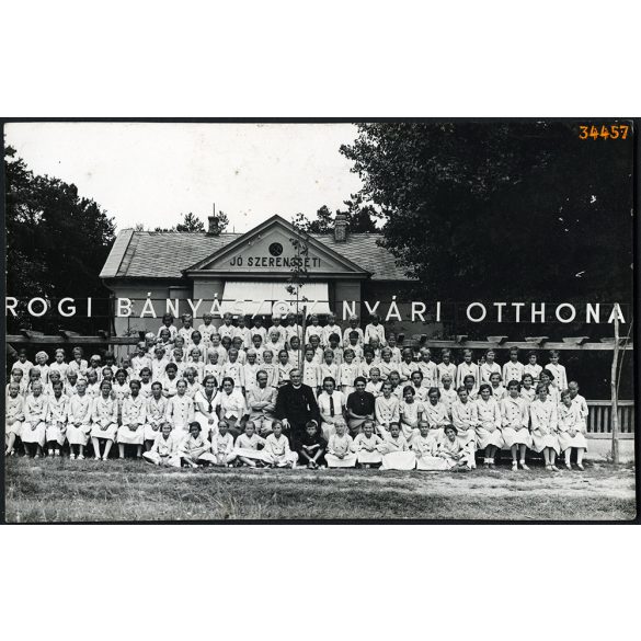 Dorogi Bányászok Nyári Otthona, Balatonfenyves, Balaton, nyaraló lányok csoportképe, helytörténet, Somogy megye, 1930-as évek, Eredeti fotó, papírkép.  