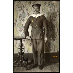   Magyar Királyi Folyamőrség, férfi egyenruhában, bajonett, bajusz, katona, 1920-as évek, Eredeti fotó, kézzel színezett papírkép. 