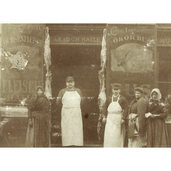 Ratkowszky Dezső hús csarnoka, Budapest, Szondi utca 42/A – Rózsa utca 99/A sarokház, Terézváros, üzlet, kirakat, hentes, mészáros, foglalkozás, helytörténet, 1920-as évek, Eredeti fotó, papírkép.    