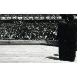 "éljen Sztálin Generalisszimusz, éljenek Mao Ce Tung és Rákosi elvtársak!" Mukden (Kína), a Honvéd Együttes fellépése, kommunizmus,  Eredeti fotó, papírkép.   