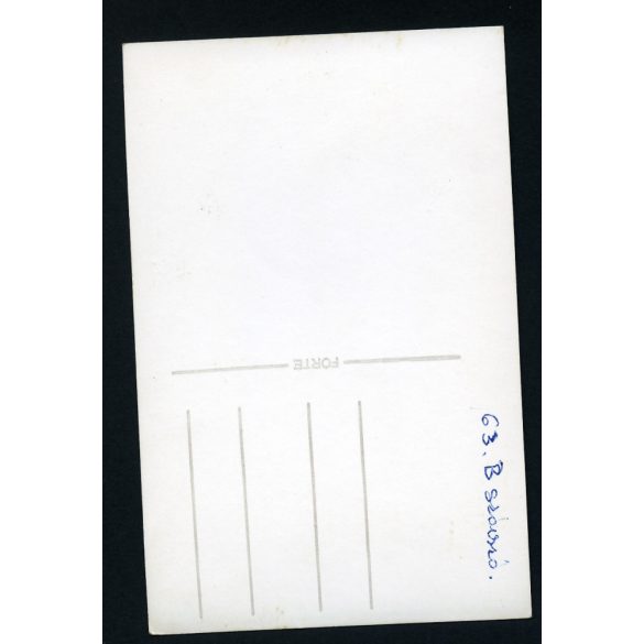 Trabant személygépkocsi a Véndiófa vendéglő előtt, Balatonszárszó, Balaton, jármű, személygépkocsi, közlekedés, vendéglátás, üzlet, kocsma, helytörténet, 1963, 1960-as évek, Eredeti fotó, papírkép.   