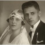 Szipál műterem, Szolnok, eküvő, menyasszony, vőlegény, 1930, 1930-as évek. Eredeti fotó, mélynyomóval jelzett papírkép.  