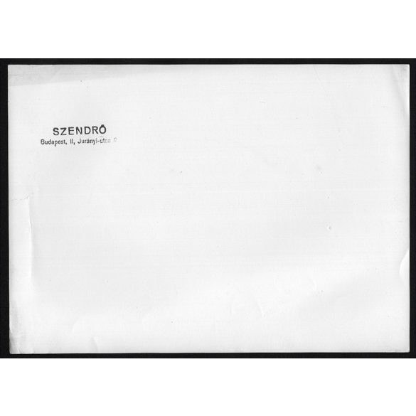 Nagyobb méret, Szendrő István fotóművészeti alkotása. Budapest, Alkotás út,  Déli pályaudvar, a háború után, romos házak, szétlőtt tank, 2. világháború, 1945, 1940-es évek. Eredeti, pecséttel jelzett 