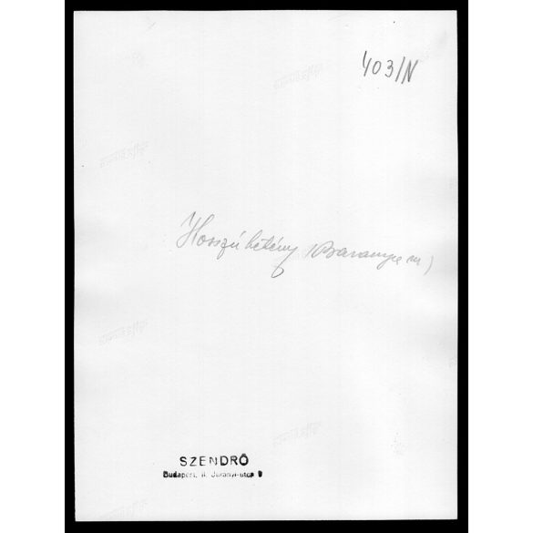 Nagyobb méret, Szendrő István fotóművészeti alkotása. Hosszúhetény, Baranya megye, pár népviseletben, néprajz, helytörténet 1930-as évek. Eredeti, pecséttel jelzett fotó, papírkép, Agfa Brovira papíro