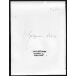 Nagyobb méret, Szendrő István fotóművészeti alkotása. fiatalok népviseletben, Galgamácsa, Pest megye, néprajz, helytörténet. 1930-as évek. Eredeti, pecséttel jelzett fotó, papírkép, Agfa Brovira papír