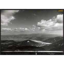   Nagyobb méret, Szendrő István fotóművészeti alkotása. dobogókői kilátás, Dunakanyar, felhők, tájkép, 1930-as évek. Eredeti, pecséttel jelzett fotó, papírkép, Agfa Brovira papíron. Dekorációnak, ajándé