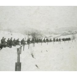  Magyar kerékpáros katonai alakulat a havas Kárpátokban, Kárpátalja, Verecke, 2. világháború, jármű, egyenruha, 1944, 1940-es évek, Eredeti fotó, papírkép.