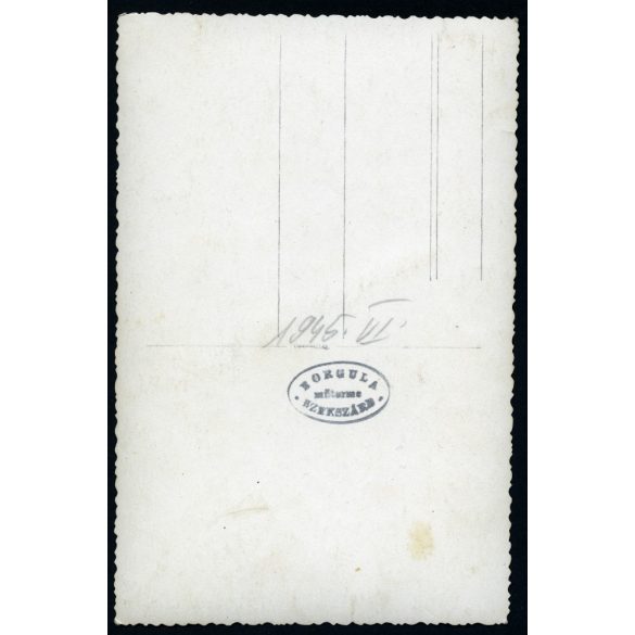 Borgula műterem, Szekszárd, iskolás fiú ünneplő ruhában, elsőáldozó (?), vallás, egyház, helytörténet, 1945, 1940-es évek, Eredeti fotó, papírkép. 