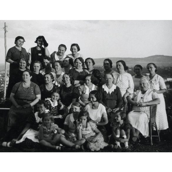 Magyarok a város felett, Kolozsvár, Erdély,  háttérben a régi város, helytörténet, 1935, 1930-as évek, Eredeti fotó, papírkép.  