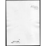 Nagyobb méret, Szendrő István fotóművészeti alkotása. Fürdőruhában a Balatonparton, 1930-as évek. Eredeti, pecséttel jelzett fotó, papírkép, Agfa Brovira papíron. Dekorációnak, ajándéknak is kiváló. 