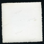 Leventék (cserkészek?) zászlófelvonáson, egyenruha, darutoll, Magyarország, 1930-as évek, Eredeti fotó, papírkép.  