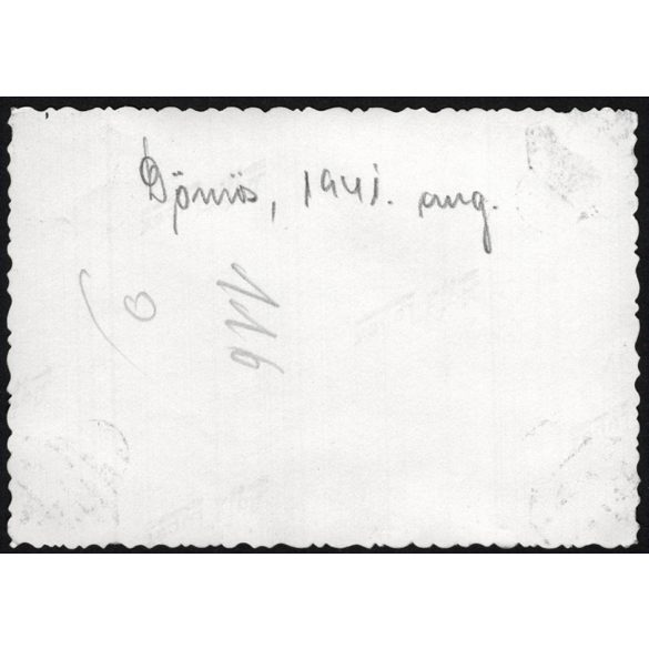 Család a kőhídon, Dömös, Komárom-Esztergom megye, helytörténet, 1941. augusztus, 1940-es évek, Eredeti fotó, papírkép.   