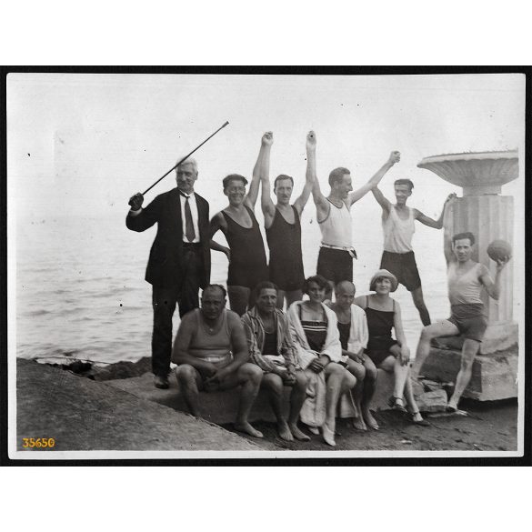 Balaton, Siófok, családi nyaralás, fürdőruha, strand, helytörténet, 1929. június 16. 1920-as évek, Eredeti fotó, papírkép.  