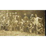 Rongyos Gárda ismeretlen alakulata, fehérterror, civil katona, fegyver, egyenruha, 1. világháború, 1910-es évek, Eredeti fotó, papírkép, felső széle foltos.  