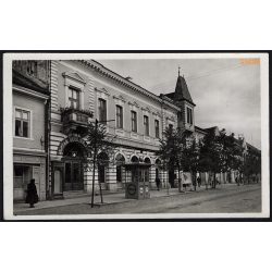   Beszterce, Erdély, Fritsch szálloda, belváros, 2. világháború, helytörténet, 1943, 1940-es évek, Eredeti képeslapfotó, papírkép.   