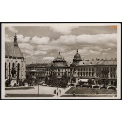  Kolozsvár, Erdély, Mátyás király tér, Szent Mihály-templom, autók, belváros, 2. világháború, helytörténet, 1943, 1940-es évek, Eredeti képeslapfotó, papírkép.  