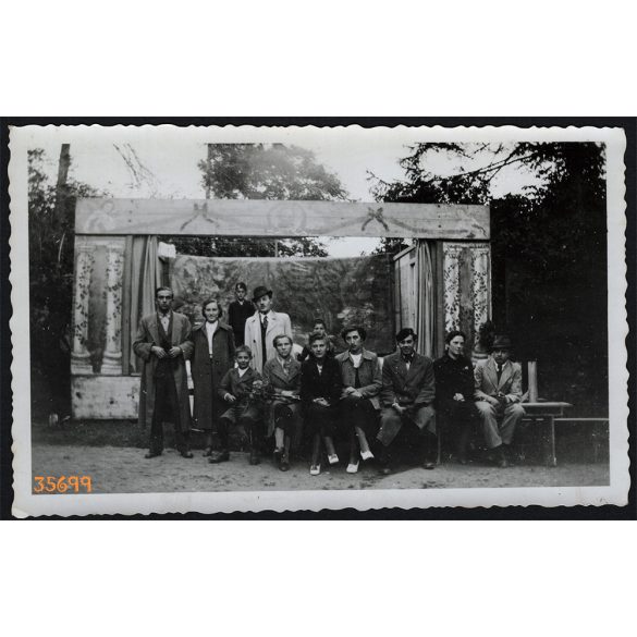 Színházi előadás Pátyon, Szegény gazdagok, helytörténet, 1941. augusztus 15, 1940-es évek, Eredeti fotó, papírkép.   
